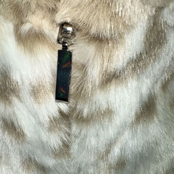 COLDWATER CREEK BRAND LEOPARD VEST - Picture 3 of 6